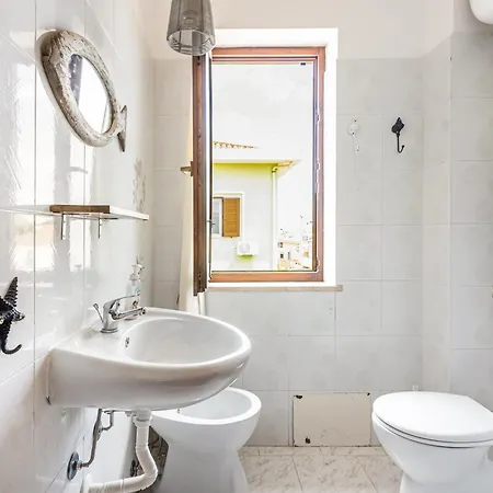Apartment Cozy With Balcony Carloforte (Isola di San Pietro)