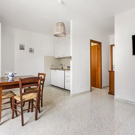 Apartment Cozy With Balcony Carloforte (Isola di San Pietro)